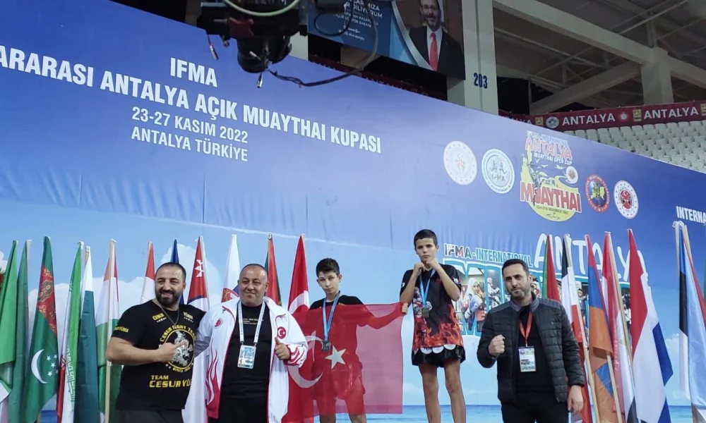 MADALYALAR ALANYA’DA - Mega TV 68a9f8d2-4894-42a4-8737-157cfcde0a13