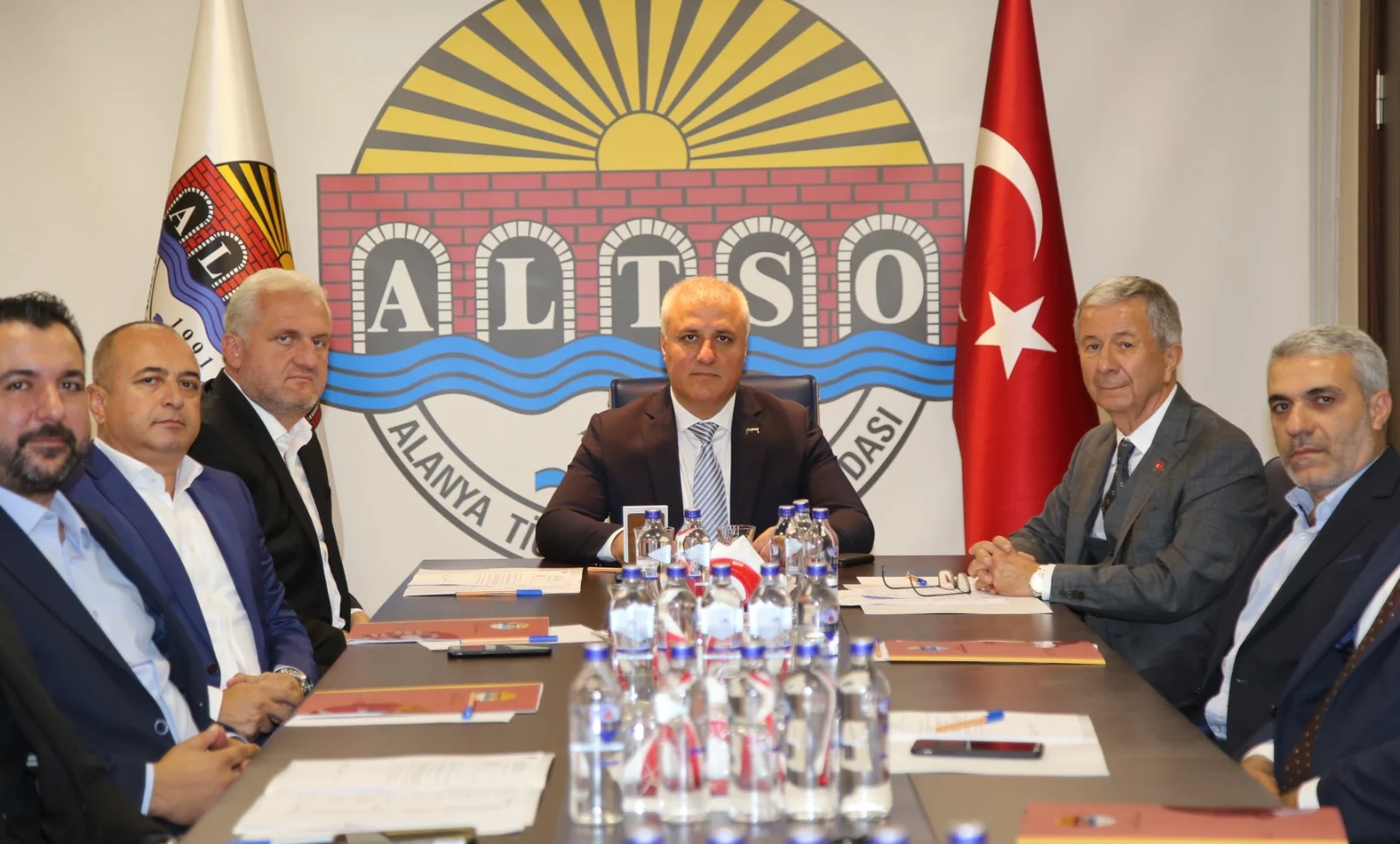 ODAMIZDA DEVİR TESLİM TÖRENİ GERÇEKLEŞTİRİLDİ