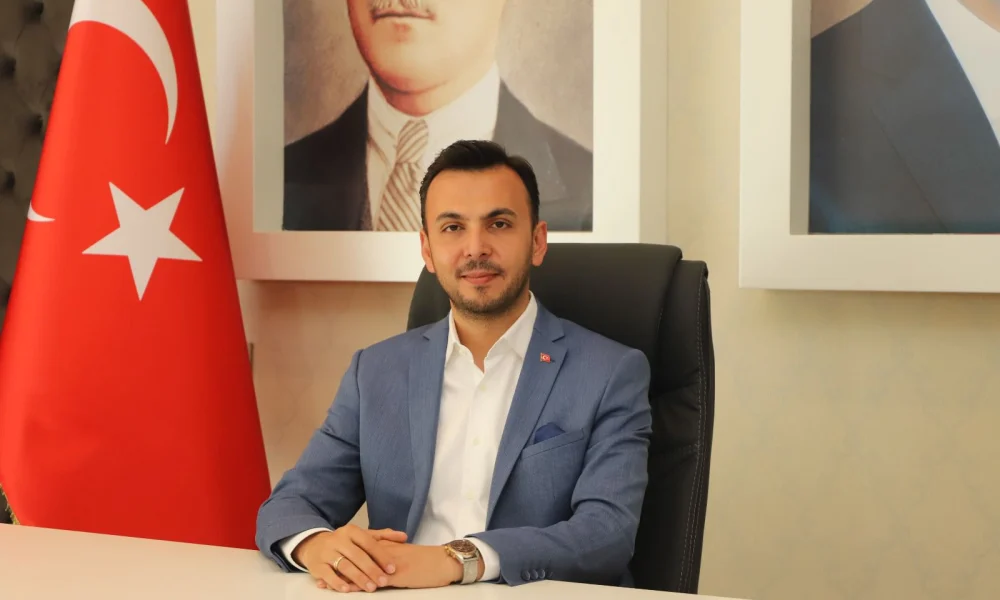 BAŞKAN TOKLU’DAN ÖĞRETMENLER GÜNÜ MESAJI - Mega TV WhatsApp Image 2022-11-23 at 13.47.03