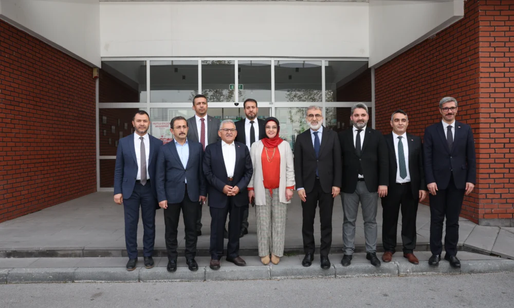 BAŞKAN BÜYÜKKILIÇ, ESKİ BAKAN YILDIZ İLE BİRLİKTE KAYMEK AKADEMİ’DE İNCELEMELERDE BULUNDU - Mega TV 098A3687-e