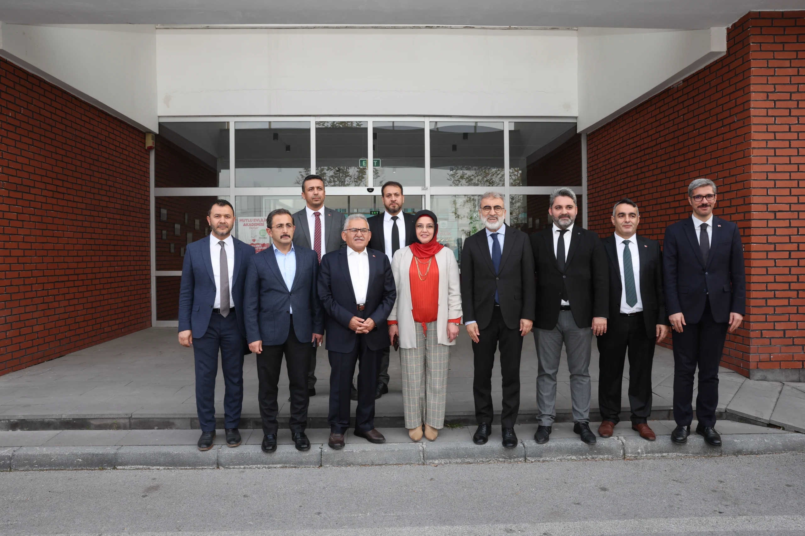BAŞKAN BÜYÜKKILIÇ, ESKİ BAKAN YILDIZ İLE BİRLİKTE KAYMEK AKADEMİ’DE İNCELEMELERDE BULUNDU