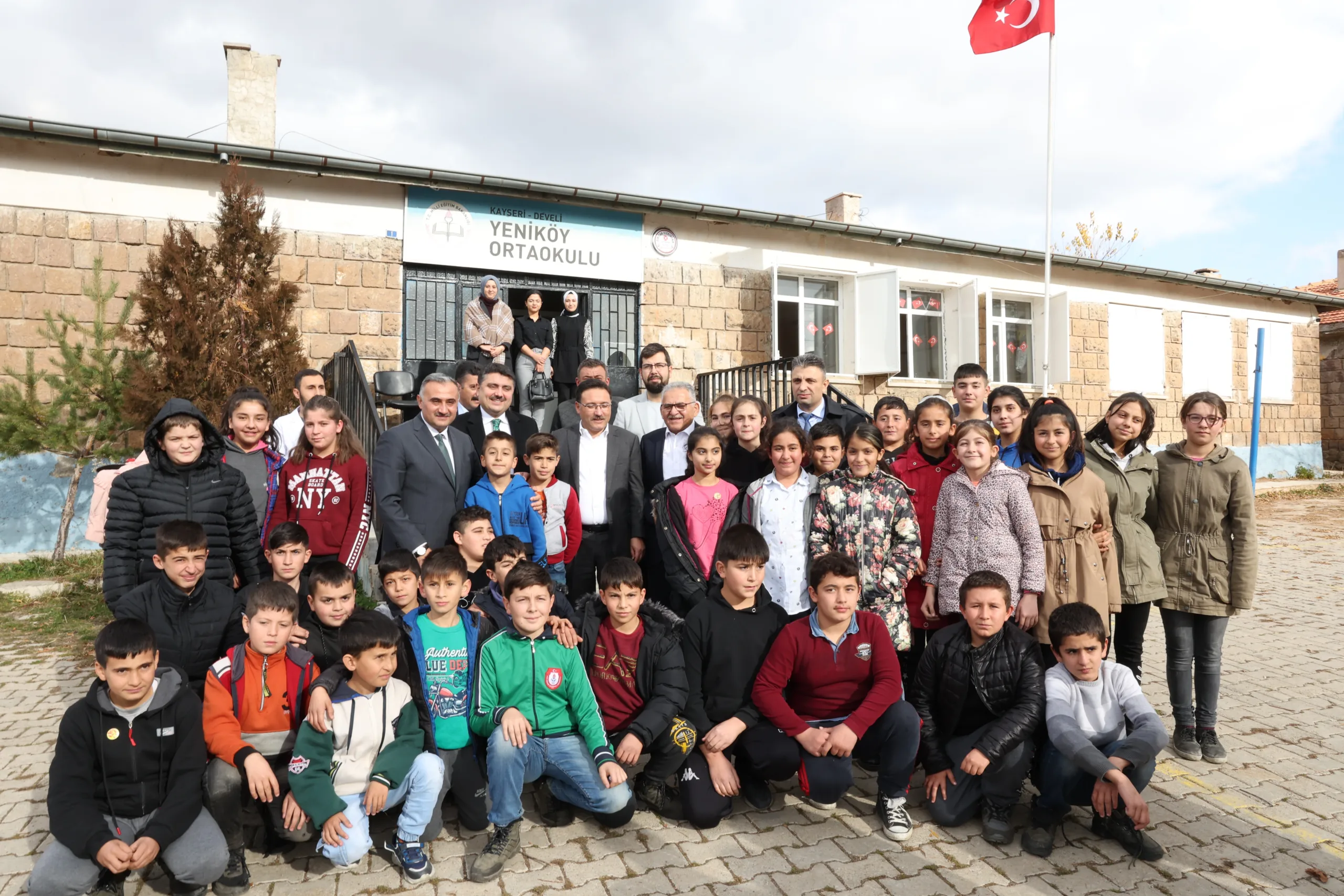 BAŞKAN BÜYÜKKILIÇ İLE VALİ ÇİÇEK’TEN “DEVELİ” ÇIKARMASI