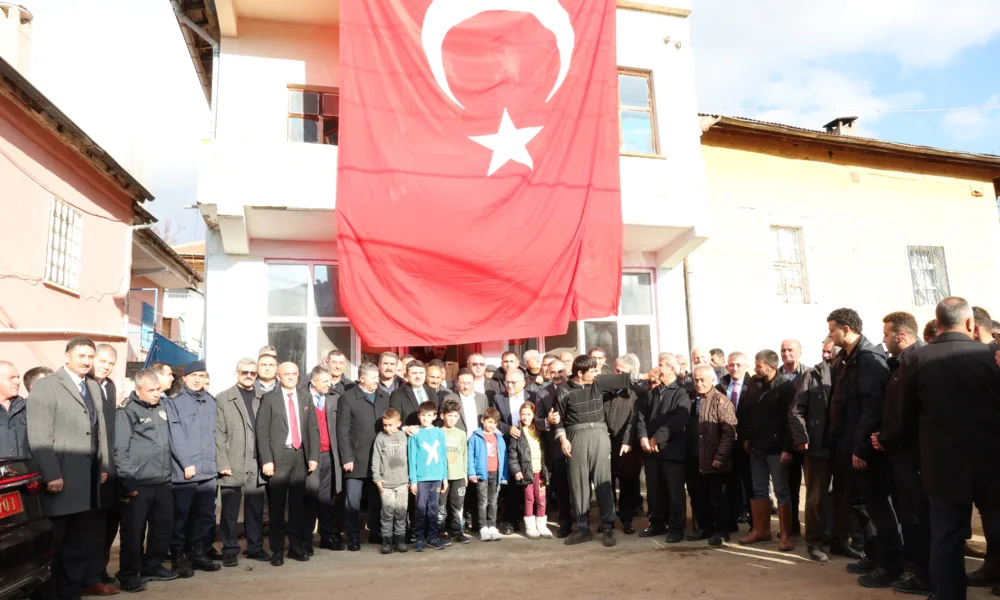 BÜYÜKKILIÇ’A YENİKÖY MAHALLESİ SAKİNLERİNDEN “HİZMET” TEŞEKKÜRÜ - Mega TV 098A5068-6