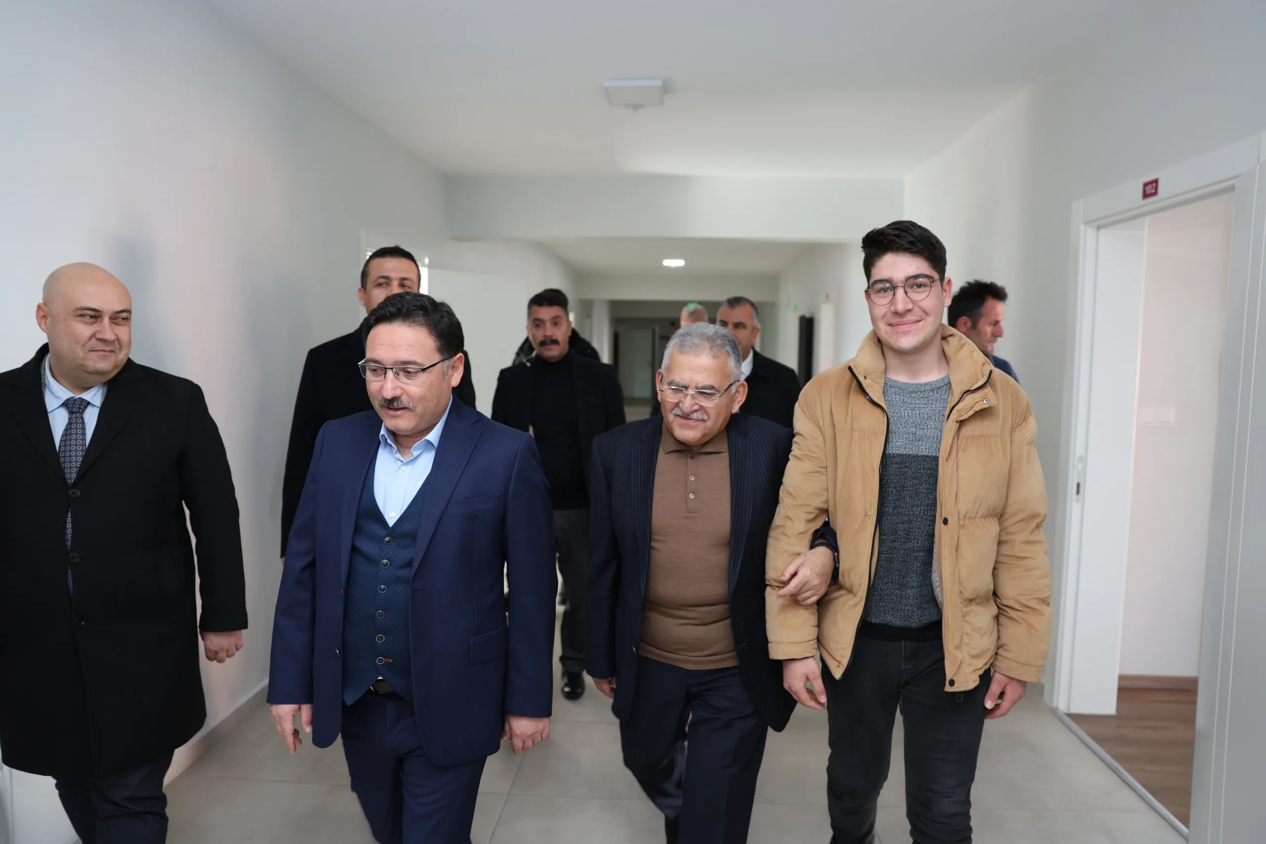 BAŞKAN BÜYÜKKILIÇ VE VALİ ÇİÇEK’TEN “İNSAN” ODAKLI PROJELERE ZİYARET