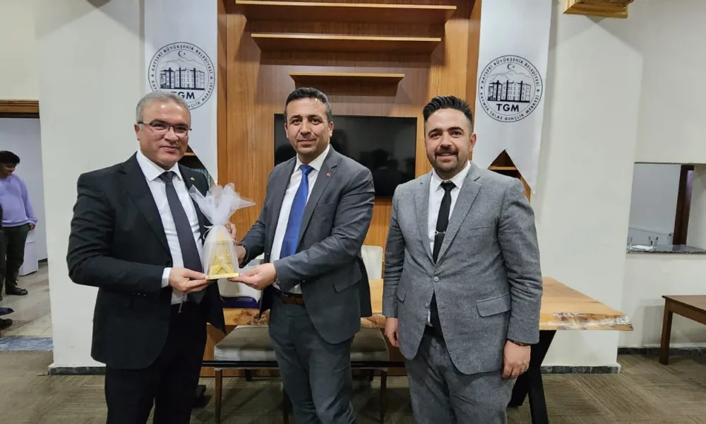 BÜYÜKŞEHİR’İN ‘KARİYER GÜNLERİ’NE İL MİLLİ EĞİTİM MÜDÜRÜ KONUK OLDU - Mega TV 5-9