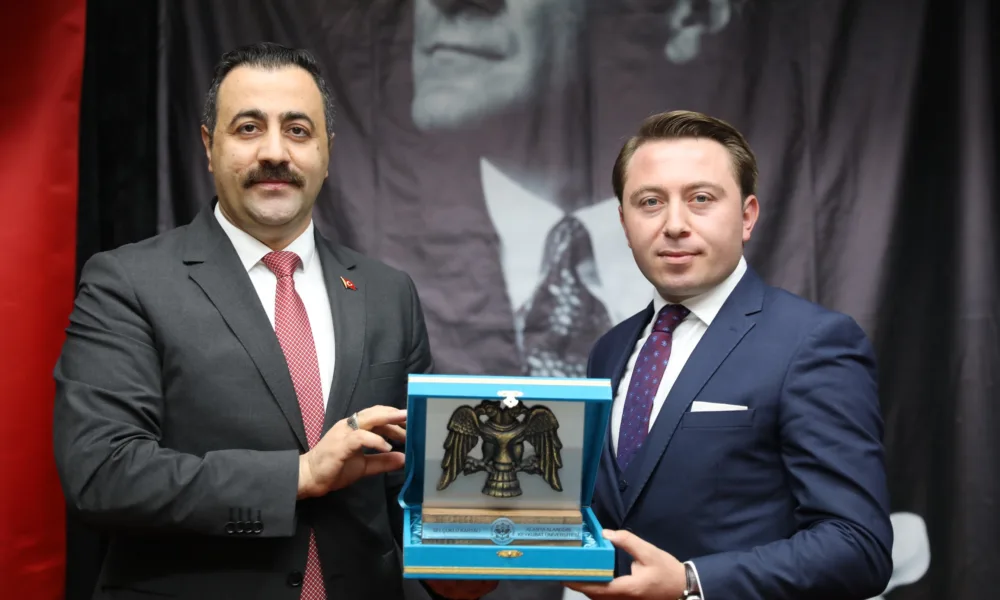 AKSEKİ’DE REKTÖR-ÖĞRENCİ BULUŞMASI - Mega TV 5M3A3552