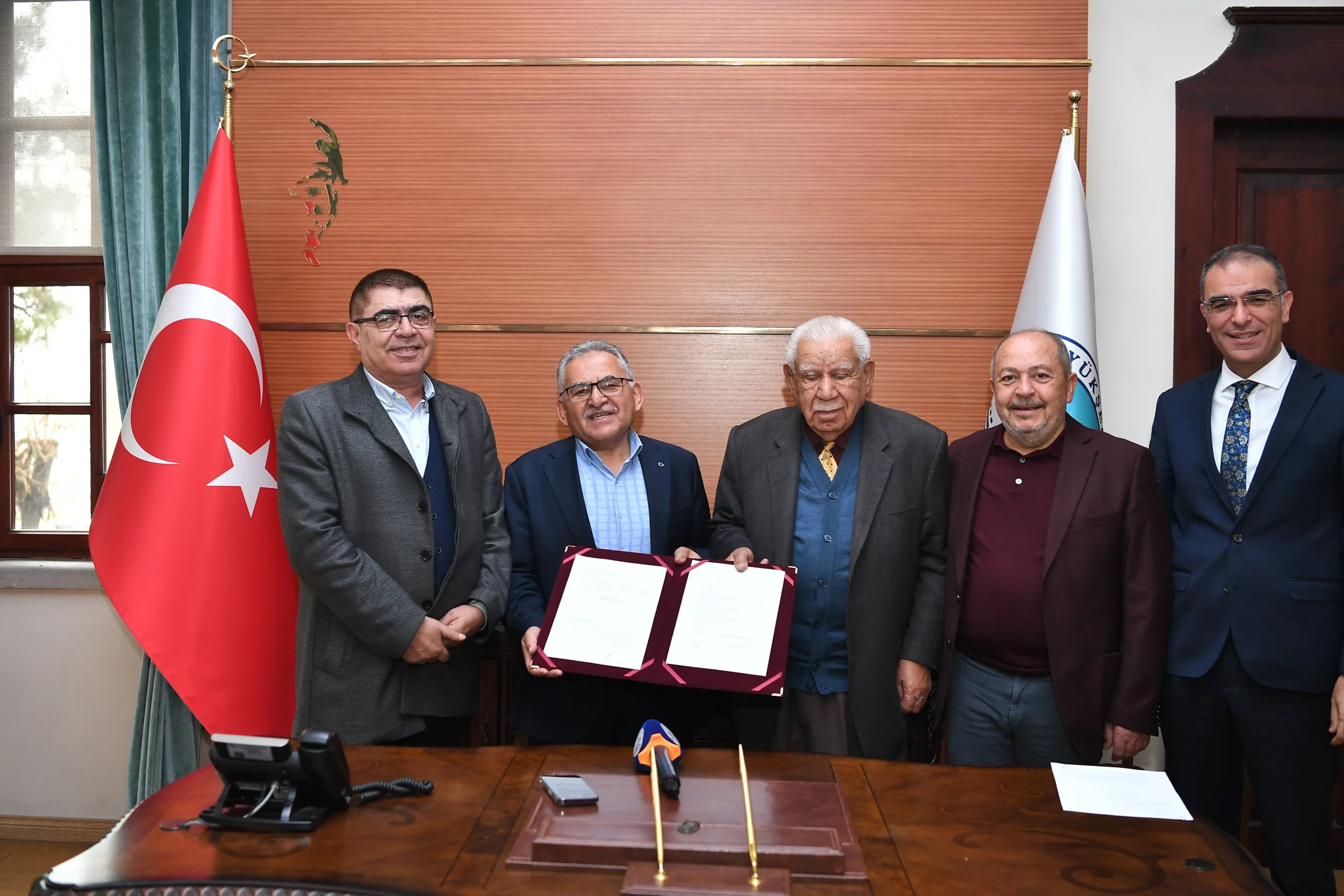 BÜYÜKŞEHİR VE HAYIRSEVER İŞ BİRLİĞİ İLE EĞİTİME BİR DESTEK DAHA