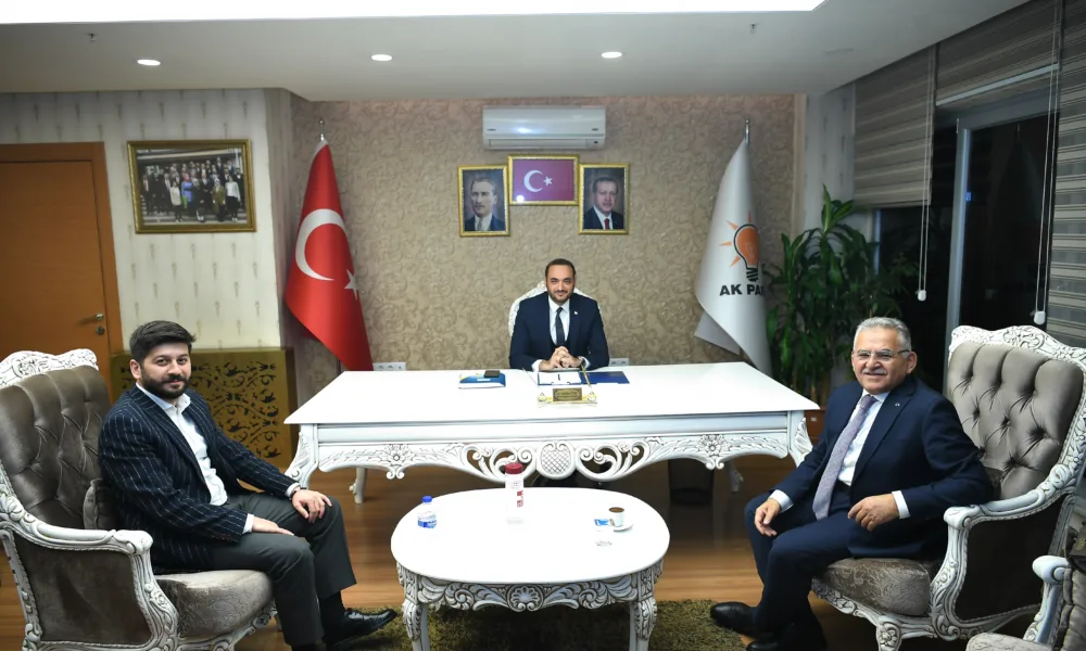 BÜYÜKKILIÇ, AK PARTİ TEŞKİLATLARIYLA BİR ARAYA GELDİ - Mega TV ABC_8582-j