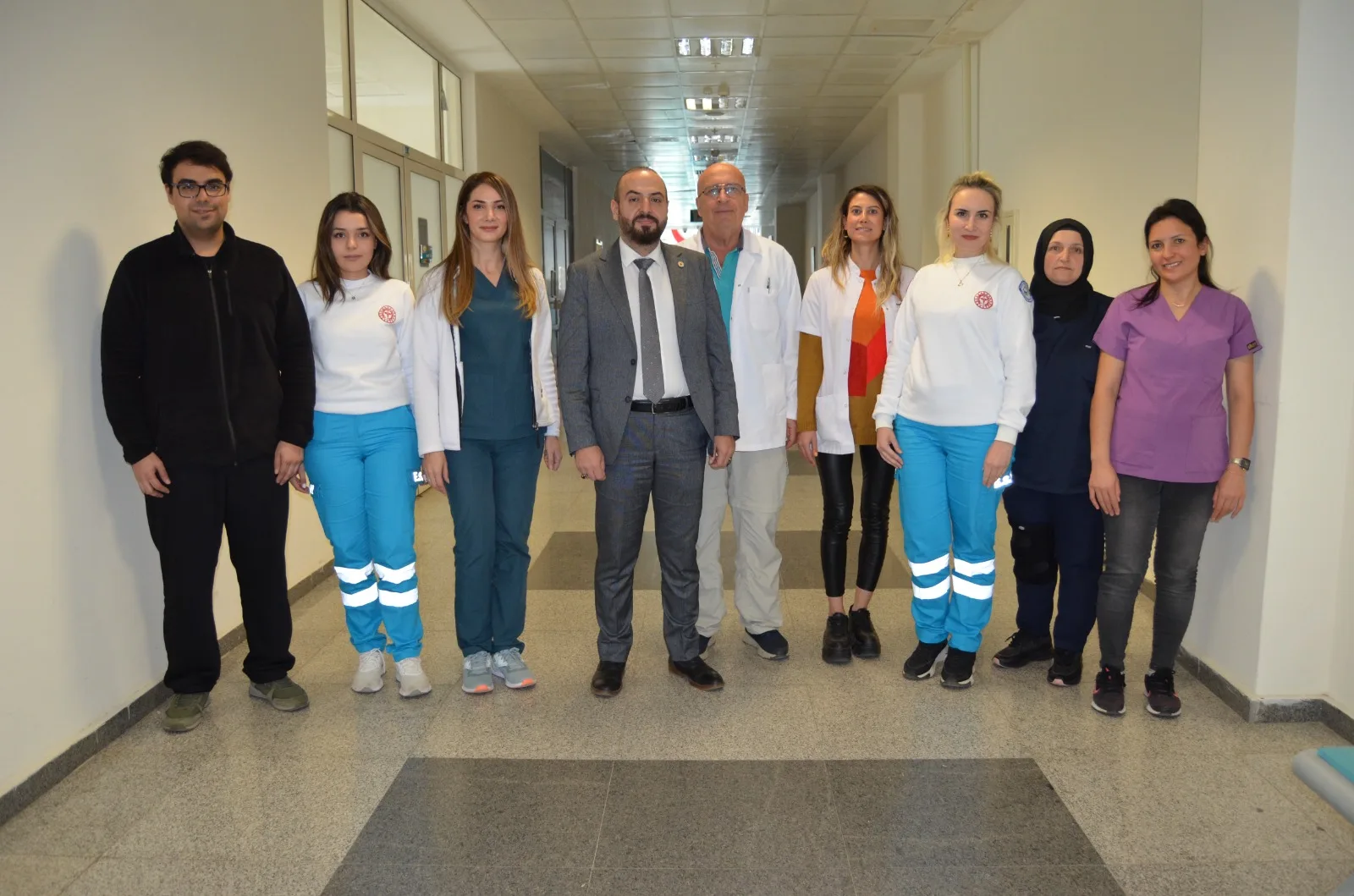 EVDE BAKIM HİZMETİYLE SAĞLIK EVİNİZDE!