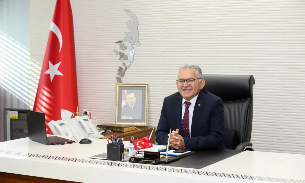 BAŞKAN BÜYÜKKILIÇ: “TÜRKİYE, AZERBAYCAN VE GÜRCİSTAN SAVUNMA BAKANLARI KAYSERİ’DE BİR ARAYA GELECEK” - Mega TV FCFL3843-r