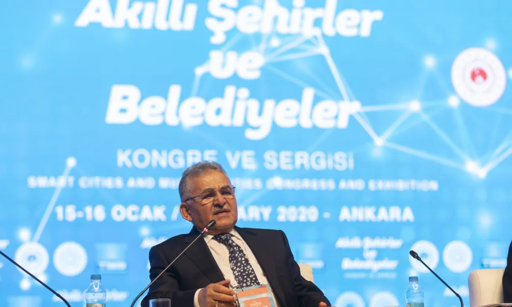 KAYSERİ, YENİLİKÇİ KONSEPTİ BULUNAN 14 BÜYÜKŞEHİRDEN BİRİ OLDU - Mega TV IMG_3236-j