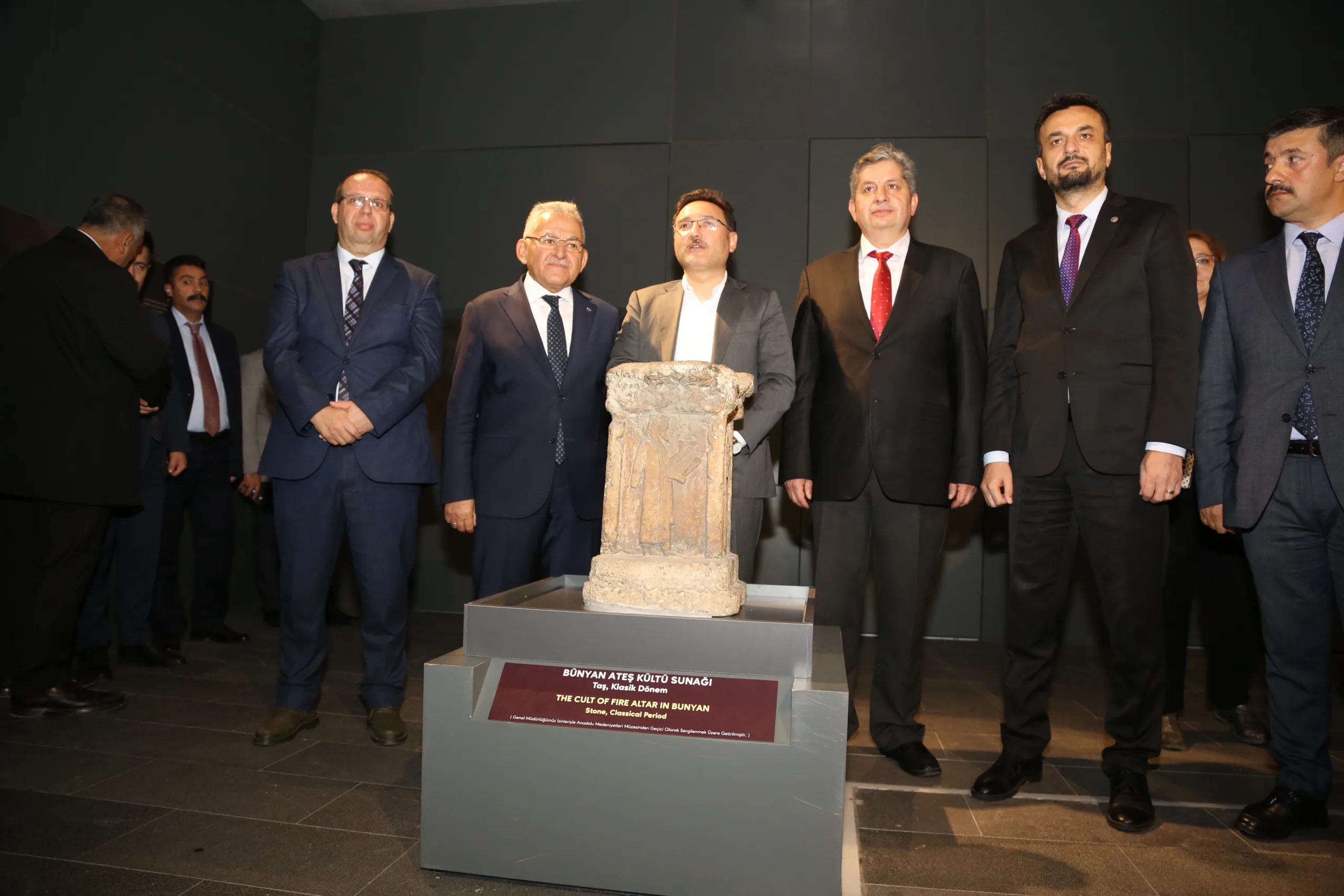 VALİ ÇİÇEK VE BAŞKAN BÜYÜKKILIÇ, ATEŞ KÜLTÜ SUNAĞI’NI TANITTI