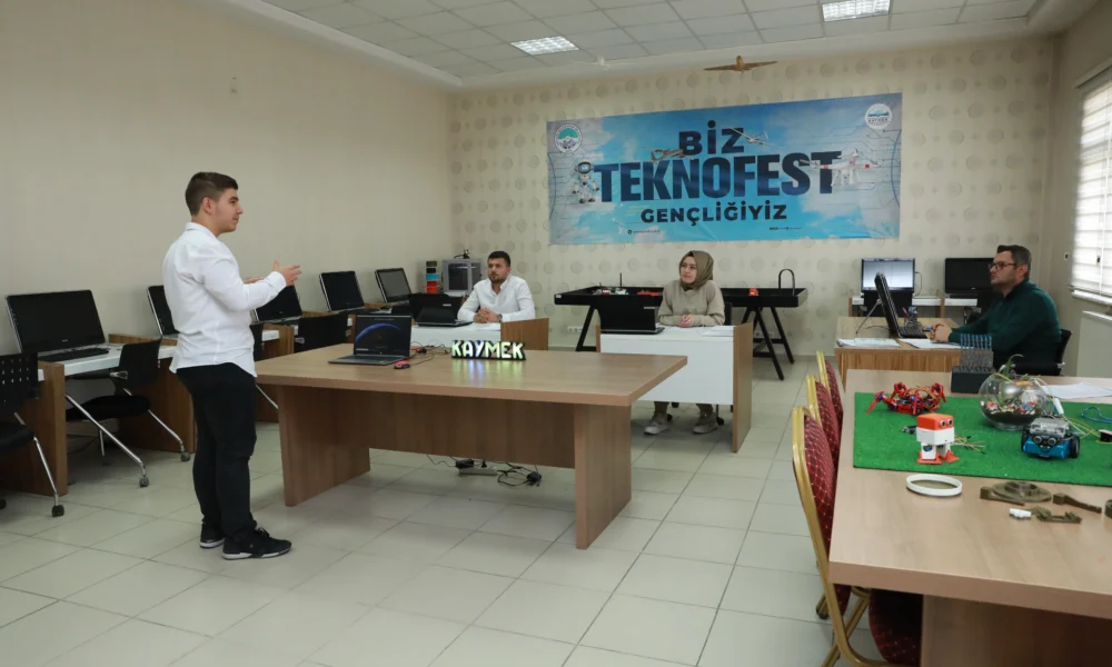 KAYMEK'TEN TEKNOFEST GENÇLİĞİNE BÜYÜK DESTEK - Mega TV SEC_9404-b