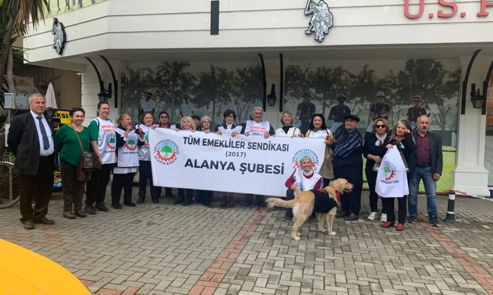 TÜM EMEKLİLERİN SENDİKASI'NDAN BÜTÇE PROTESTOSU - Mega TV a1098c6d-92fd-48f7-8c31-56ece8d08dcf