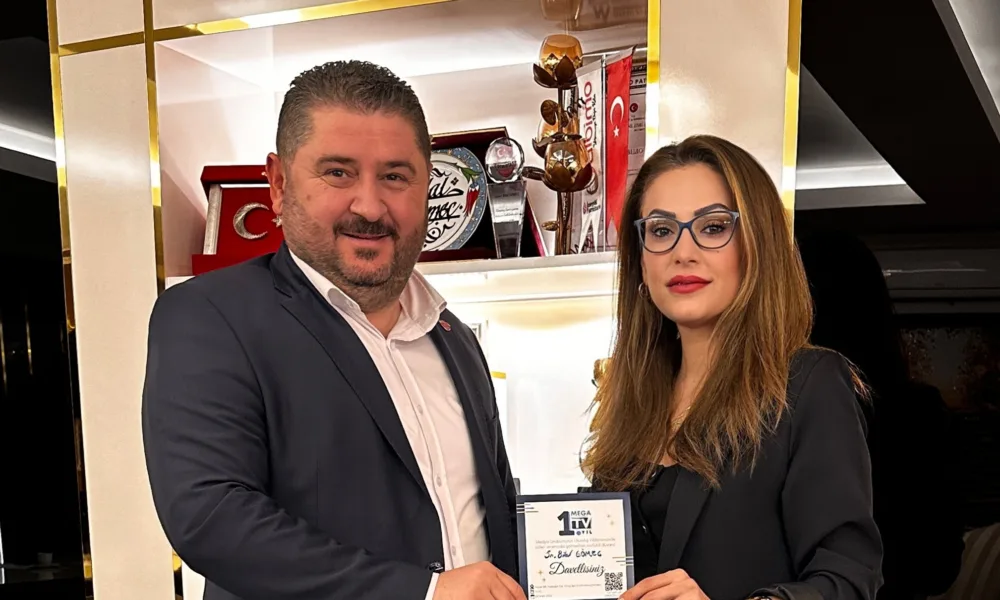 MEGA TV’DEN BİLAL GÖMEÇ’E 1. KURULUŞ YIL DÖNÜMÜ DAVETİ - Mega TV ac4838a7-1f55-47f1-af14-4efe766d1c5c