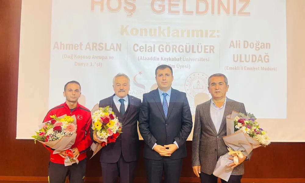 GAZİPAŞA KAYMAKAMI ORHAN ALTUN AHENK PROJESİ KAPSAMINDA DÜZENLENEN SEMİNERE KATILDI - Mega TV c970f10c-48d1-4125-8445-8ebe4fdf5fbb