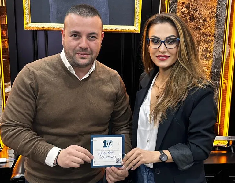 MEGA TV’DEN ARMOR CLUP POLİGON SAHİBİ AYKUT AKIN’A 1. KURULUŞ YIL DÖNÜMÜ DAVETİ - Mega TV ffe76d61-8fc0-4eda-8c8a-604cf9594348