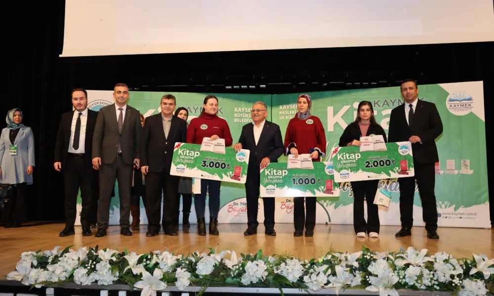 BÜYÜKŞEHİR’İN KİTAP OKUMA YARIŞMASI’NA YOĞUN İLGİ - Mega TV 098A8596-6