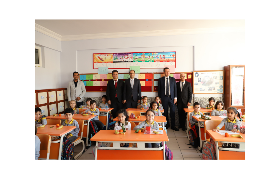 BAŞKAN YARDIMCISI ALAETTİNOĞLU ÖĞRENCİLERİN KARNE HEYECANINA ORTAK OLDU - Mega TV Adsız tasarım (1)