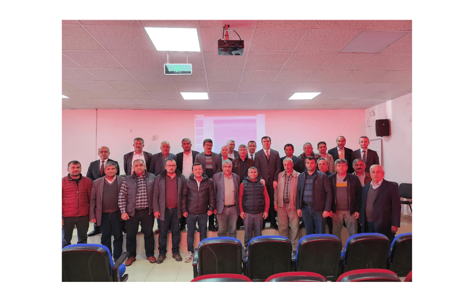 GAZİPAŞA KAYMAKAMI ORHAN ALTUN MAHALLE MUHTARLARINA YÖNELİK DÜZENLENEN EĞİTİM PROGRAMININ AÇILIŞINA KATILDI - Mega TV Adsız tasarım (1)