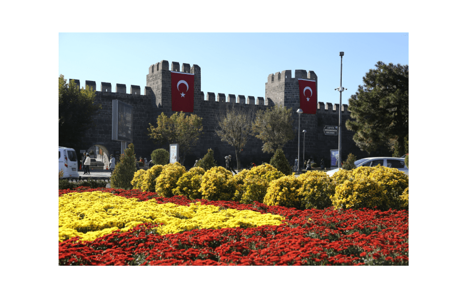 BÜYÜKKILIÇ: “DAHA YEŞİL VE DAHA YAŞANABİLİR BİR KAYSERİ İÇİN ÇALIŞIYORUZ” - Mega TV Adsız tasarım