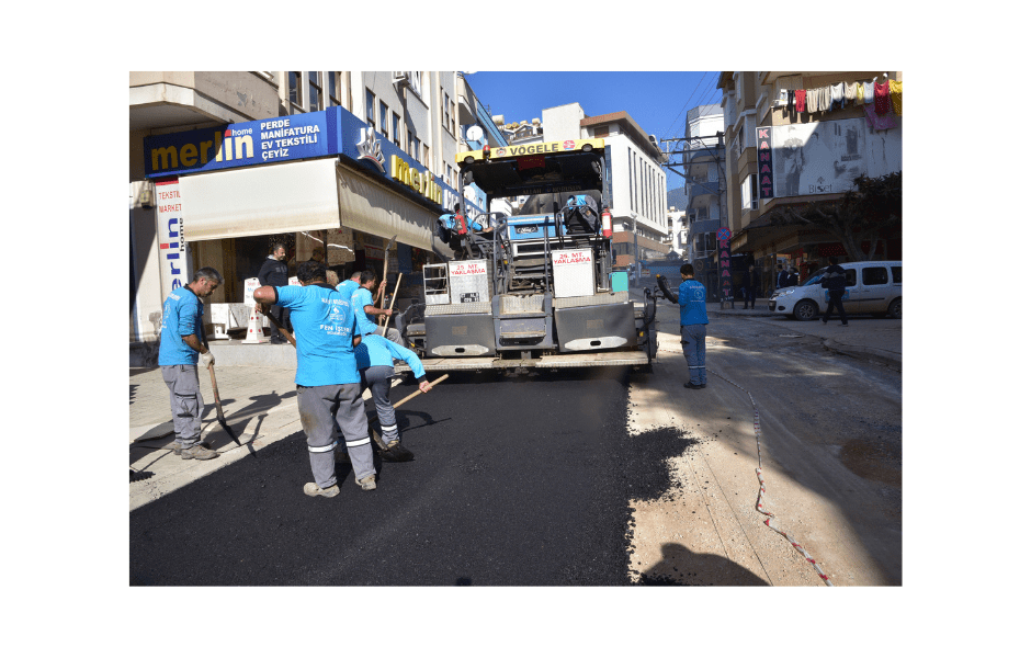 ASFALT YENİLEME ÇALIŞMALARI LALE SOKAK’TA DEVAM EDİYOR - Mega TV Adsız tasarım