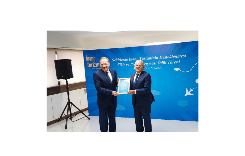 BAŞKAN BÜYÜKKILIÇ’A YILIN İLK ÖDÜLÜ TBB’DEN - Mega TV Adsız tasarım