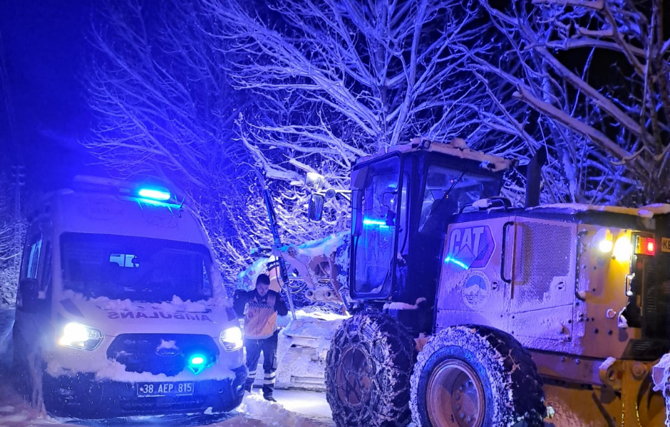 KAYSERİ BÜYÜKŞEHİR, 111 MAHALLEDE 849 KİLOMETRE YOLU ULAŞIMA AÇTI - Mega TV Adsız tasarım