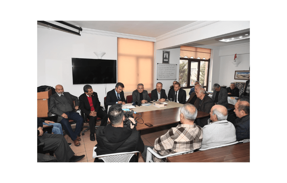 Başkan Büyükkılıç, Develilerle Buluştu - Mega TV Adsız tasarım (70)