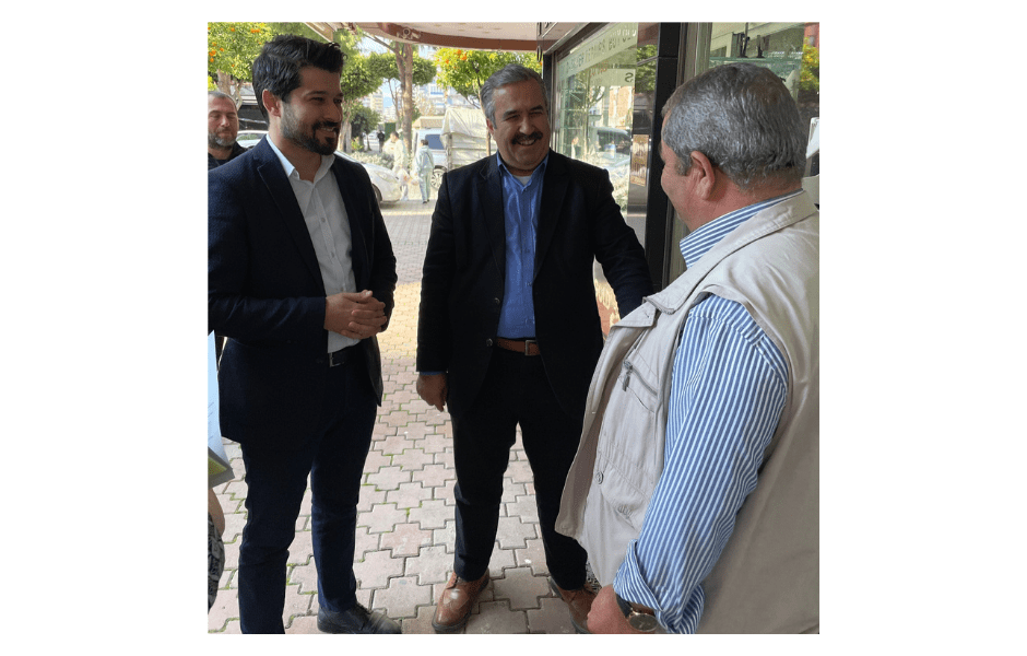 GELECEK PARTİSİ MAHMUTLAR ESNAFINI ZİYARET ETTİ - Mega TV Adsız tasarım (72)