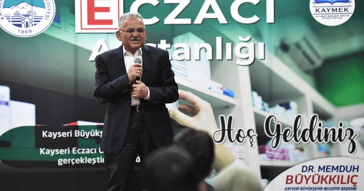 Başkan Büyükkılıç Türkiye’de İlk Olacak Eczacı Asistanlığı Kursunda İlk Ders Zilini Çaldı