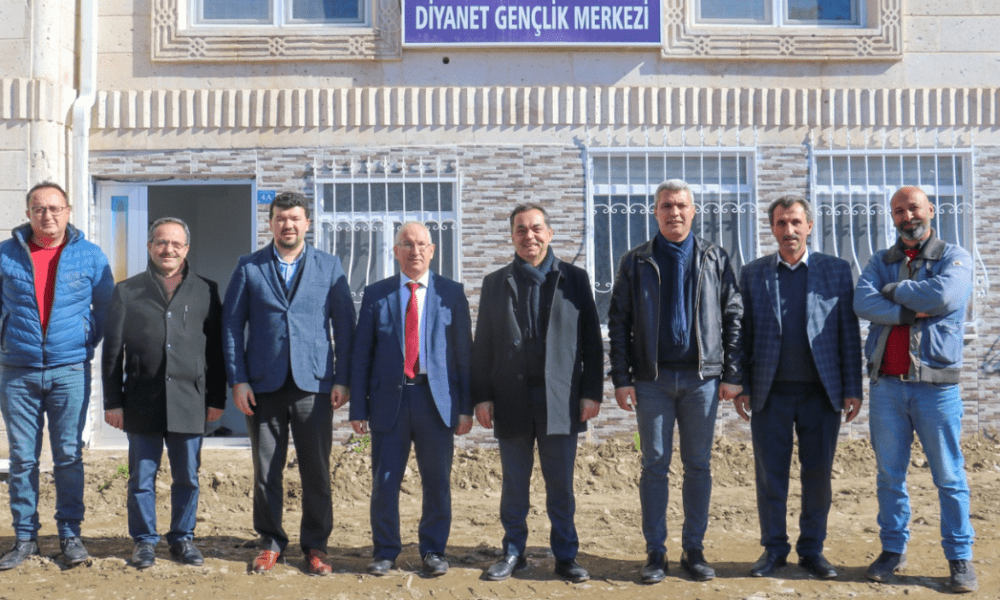 ESKİ PETROL İSTASYONU ALANI PARKA DÖNÜŞTÜRÜLÜYOR - Mega TV web haber face (8)