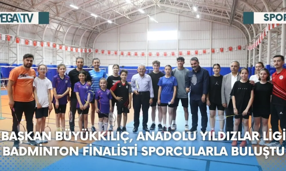 Başkan Büyükkılıç, Anadolu Yıldızlar Ligi Badminton Finalisti Sporcularla Buluştu - Mega TV Web Haber Şablon (34)