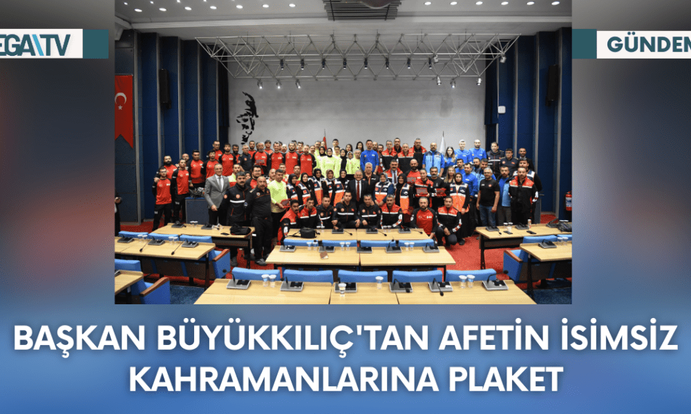 Başkan Büyükkılıç'tan Afetin İsimsiz Kahramanlarına Plaket - Mega TV Web Haber Şablon - 2023-10-13T114916.153