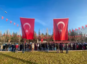 Başkan Büyükkılıç: “Hainler, Emellerine Asla Ulaşamayacaklar” - Mega TV 2 u min 1 - Mega TV