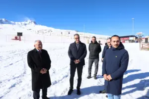 Büyükkılıç, Erciyes’e Çıktı - Mega TV 5 1 1 min - Mega TV