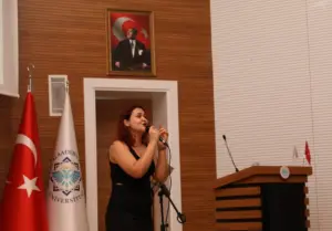 ALKÜ’de Cumhuriyet’in 100. Yılında Türk Şiiri Dinletisi - Mega TV 5M3A3609 min - Mega TV