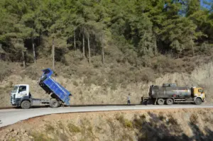 Alanya Katı Atık Tesis Yolu asfaltlandı - Mega TV ALANYA KATI ATIK TESISI YOLU ASFALT 3 min - Mega TV