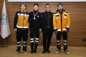 ALKUDE PAREMEDIKLER GUNU TATBIKATLARLA KUTLANDI 8 - Mega TV