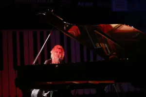 Antalya Piyano Festivali Gulsin Onay konseri ile sona erdi 5 min - Mega TV
