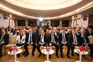 Muhittin Böcek, Girişimcilik Günleri Ödül Törenine Katıldı - Mega TV Baskan Bocek Girisimcilik Gunleri Odul Torenine katildi 1 min - Mega TV