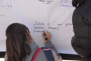 ALDAP, Filistinli şehit çocukları andı - Mega TV DSC 2405 min - Mega TV