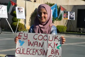 ALDAP, Filistinli şehit çocukları andı - Mega TV DSC 2422 - Mega TV