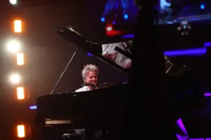 Havasi’den Antalya’da unutulmayacak konser - Mega TV Havasiden muhtesem konser 5 min - Mega TV