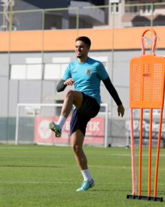 Corendon Alanyaspor, RAMS Başakşehir maçı hazırlıklarını tamamladı - Mega TV 4 min - Mega TV