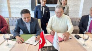 ALKÜ ve Lonicera Otel'den iş birliği - Mega TV ALKU ILE LONICERA OTEL IS BIRLIGI PROTOKOLU IMZALADI 4 min - Mega TV