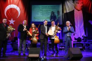 Erdal Erzincan Mercan Erzincan Konseri 10 min - Mega TV