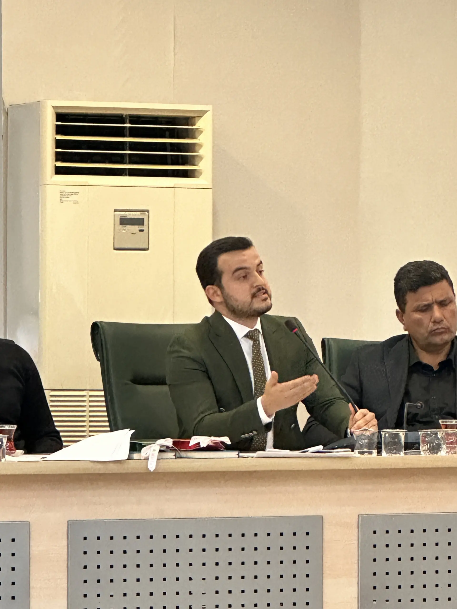 “Tarım alanını konut alanına çevirmeye müsaade ediyorsunuz”