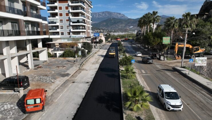 Doğu Mahalleleri’nde asfalt çalışması