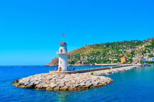 Alanya'da birbirinden güzel gezilecek 14 yer - Mega TV Alanya deniz feneri